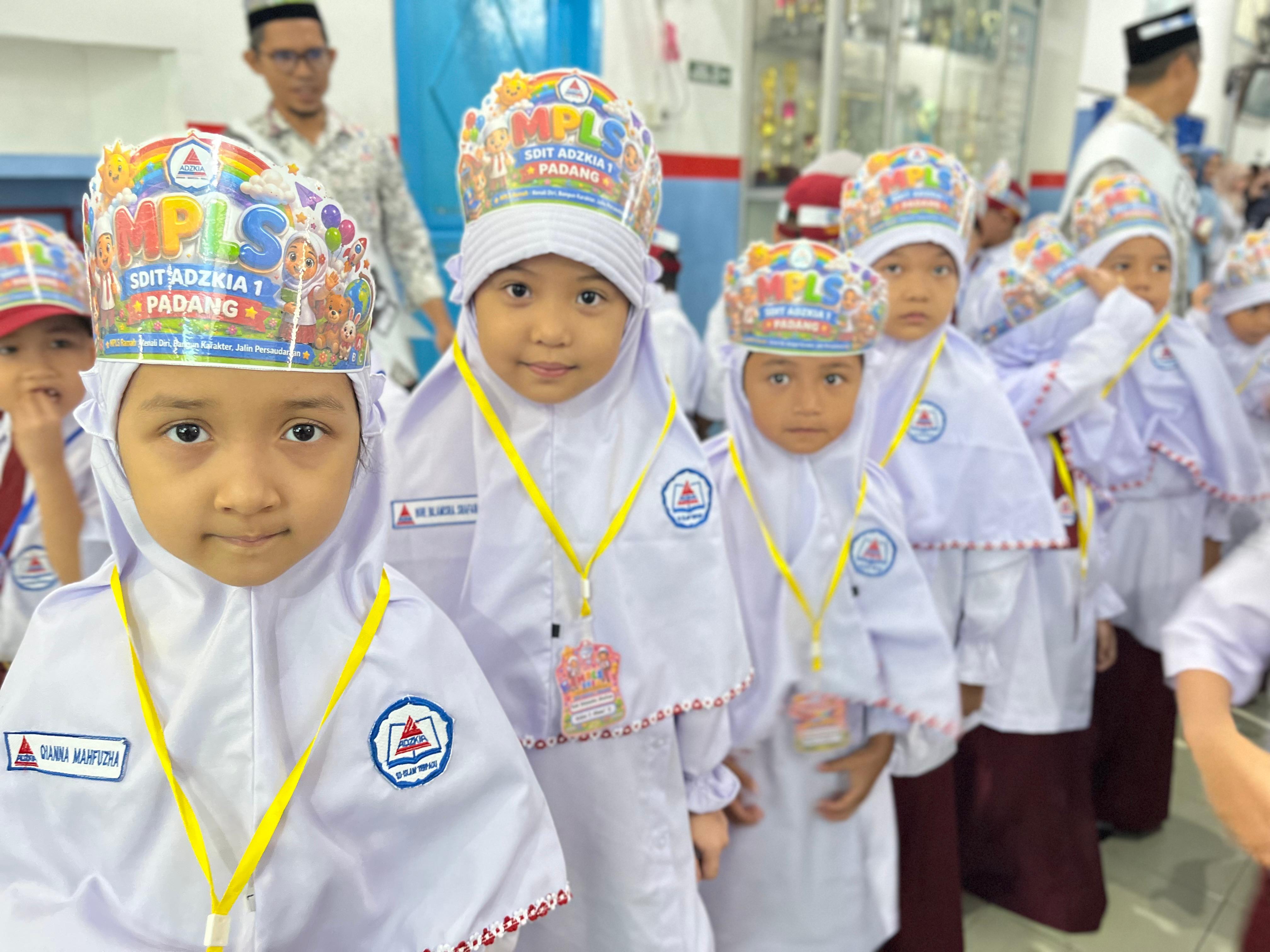 MPLS SDIT Adzkia 1 Padang: Sambut Hangat Langkah Pertama Siswa Kelas 1